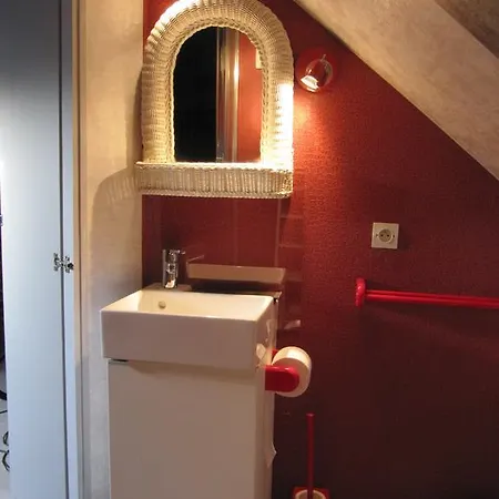 La Roseraie Du Prieure Bed and Breakfast Rosay-sur-Lieure Habitación foto